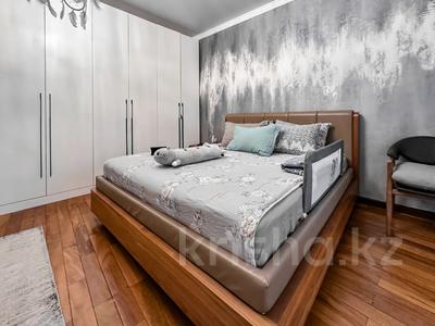 6-комнатная квартира · 192 м² · 3/13 этаж, Манаса 7Б — Шевченко за 180 млн 〒 в Алматы, Алмалинский р-н