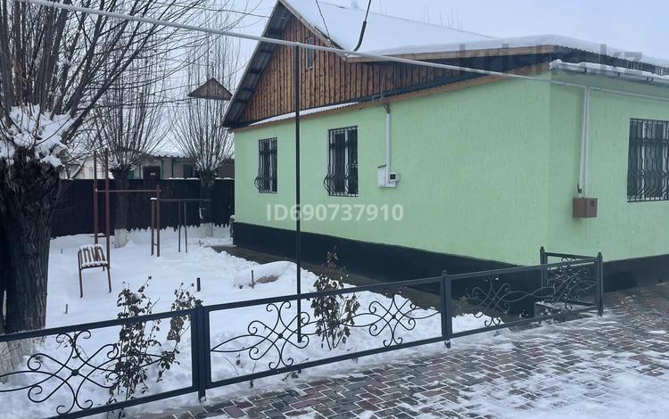Отдельный дом • 5 комнат • 80 м² • 10 сот., Толебаева 13 за 37 млн 〒 в  — фото 2