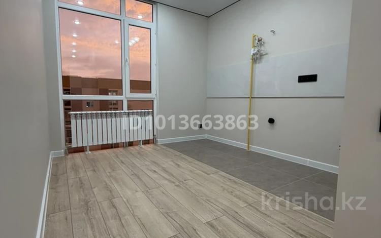 2-комнатная квартира · 37 м² · 9/9 этаж, СТ Монтажник, Райымбек батыра 275 — Микрорайон Думан2-магнум за 26.2 млн ₸ в  — фото 2