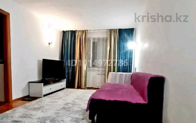 2-комнатная квартира · 48 м² · 2/4 этаж, Пр-т Абая 107 за 350 000 ₸ в Алматы, Алмалинский р-н — фото 2