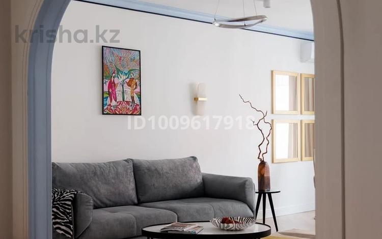 4-бөлмелі пәтер · 130 м² · 7/9 қабат, мкр Нурсая, Абылхайыр хана 63, бағасы: 110 млн ₸ в Атырау — фото 2