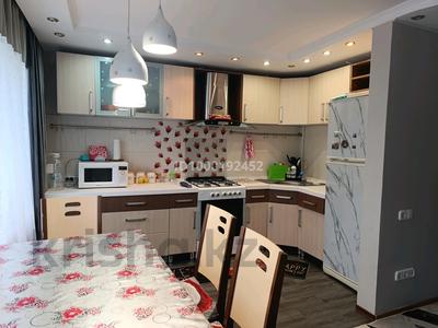 3-комнатная квартира · 60 м² · 2/5 этаж, Абая 12 за 25 000 ₸ в Бурабае