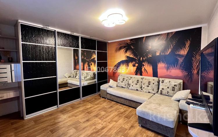 2-бөлмелі пәтер · 48 м² · 3/5 қабат, Майкудук, Мкр Восток-1 4, бағасы: 180 000 ₸ в Караганде, Алихана Бокейханова р-н — фото 2