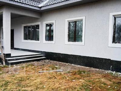 Дача · 3 комнаты · 103.7 м² · 8.3 сот., СТ Пищевик. — Талгарские дачи. за 28 млн 〒 в Кендале