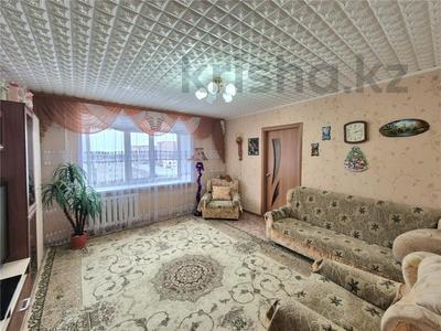 4-комнатная квартира · 66 м² · 8/9 этаж, 7 МКР за 13 млн 〒 в Темиртау