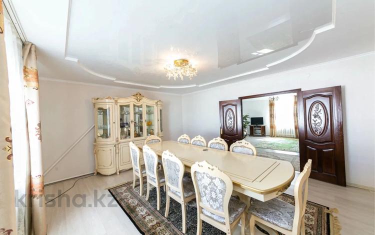 Отдельный дом · 4 комнаты · 143 м² · 10 сот., Тауелсиздик 9 за 20.5 млн 〒 в Караоткеле — фото 2