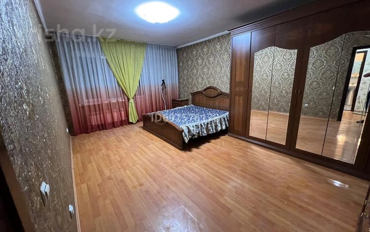 3-бөлмелі пәтер, 93 м², 7/9 қабат ай сайын, мкр Кулагер 26, бағасы: 300 000 〒 в Алматы, Жетысуский р-н — фото 2