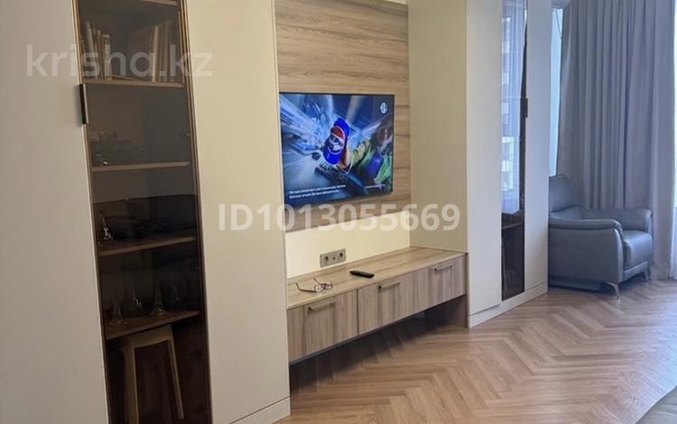 3-бөлмелі пәтер · 82 м² · 13 қабат, Абая 160, бағасы: 95 млн ₸ в Алматы, Бостандыкский р-н — фото 2