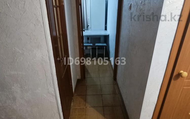 1-бөлмелі пәтер · 30 м² · 4/5 қабат, 7 мкр 6 — Односторонка Нурислам, бағасы: 100 000 ₸ в Таразе — фото 2