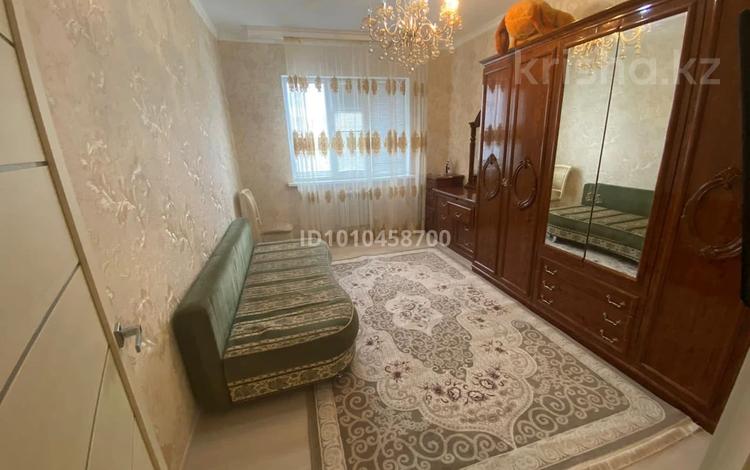 1-комнатная квартира · 40 м² · 2/5 этаж, мкр Нурсая — Нурсая за 130 000 ₸ в Атырау — фото 3