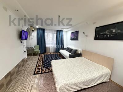 1-комнатная квартира · 33 м² · 3/5 этаж, ул. Курмангазы 163 за 2 500 〒 в Уральске, мкр Школьник