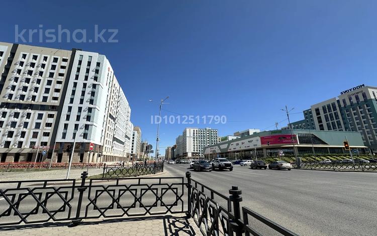 3-бөлмелі пәтер · 70.24 м² · 10/12 қабат, Жумекен Нажимеденов 26 — Мечеть Хазрет Султан , ТРЦ Damu mall , ЛРТ, бағасы: 41 млн ₸ в Астане, Сарайшык р-н — фото 2