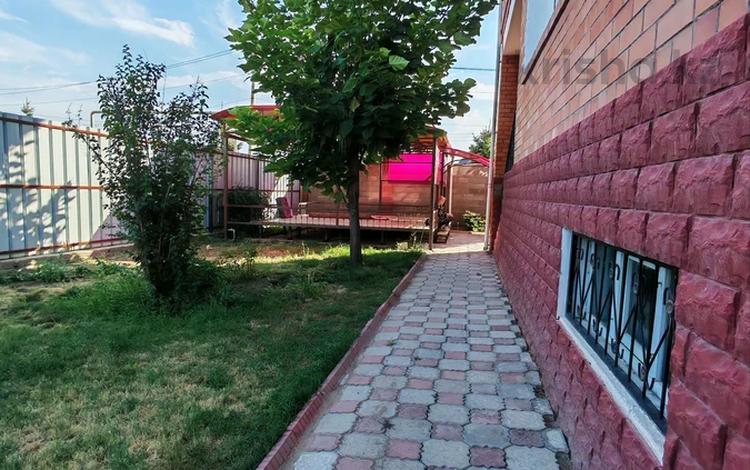Отдельный дом · 12 комнат · 450 м² · 12 сот., Набережная 14б за 71.5 млн ₸ в Конаеве — фото 2