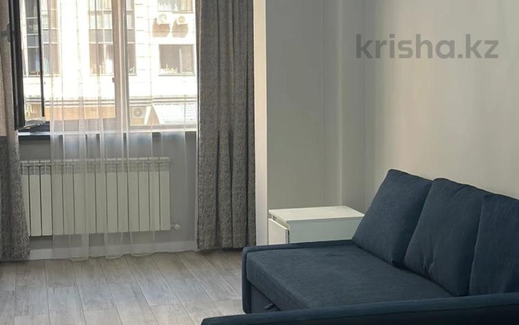 1-комнатная квартира, 55 м², 2/12 этаж помесячно, Казыбек би 43/9 — Гоголя