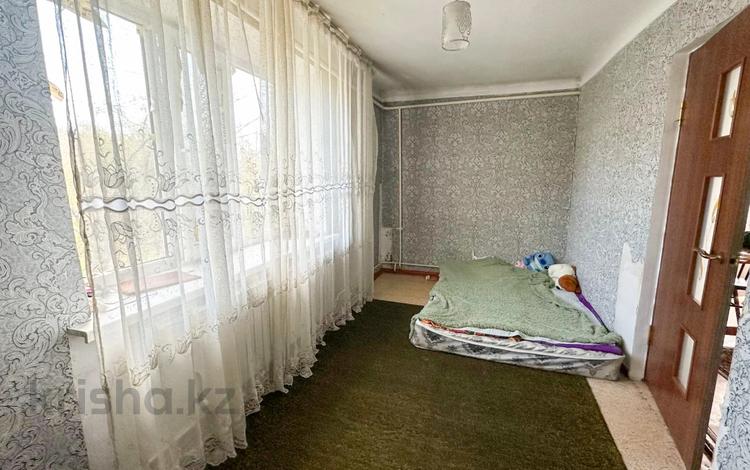 3-комнатная квартира · 46.5 м² · 2/2 этаж, Абылайхана 245 за ~ 12.3 млн ₸ в Талдыкоргане — фото 2