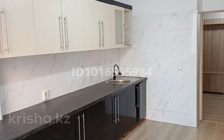 2-комнатная квартира · 62 м² · 5/7 этаж, мкр Акжайык 69/43 за 150 000 ₸ в Шымкенте, Абайский р-н — фото 2