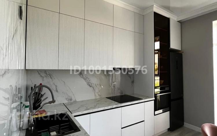 3-комнатная квартира · 90 м² · 5/6 этаж, мкр Юго-Восток, Мкр Орбита, ЖК "Амина" 11/1А за 64 млн ₸ в Караганде, Казыбек би р-н — фото 2