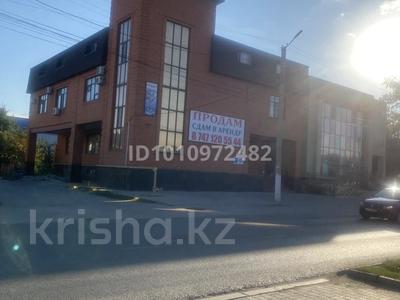 Еркін, кеңселер · 220 м², бағасы: 900 000 ₸ в Актобе, мкр 8