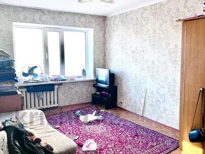 2-комнатная квартира, 42 м², 5/5 этаж, республики — иманова за 14.5 млн 〒 в Астане, р-н Байконур