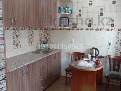 3-бөлмелі пәтер · 65 м² · 2/4 қабат, Титова 145, бағасы: 250 000 ₸ в Семее