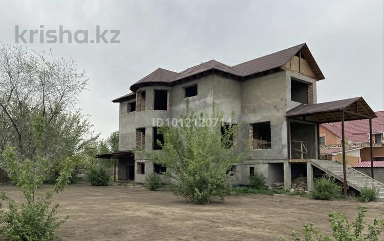 Отдельный дом · 10 комнат · 350 м² · 12 сот., 27-я ул. 922 за 65 млн ₸ в Алматинской обл., Талгарский р-н — фото 2