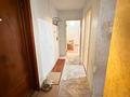 4-комнатная квартира · 63 м² · 1/5 этаж, Ихсанова за 180 000 ₸ в Уральске, мкр Школьник — фото 7