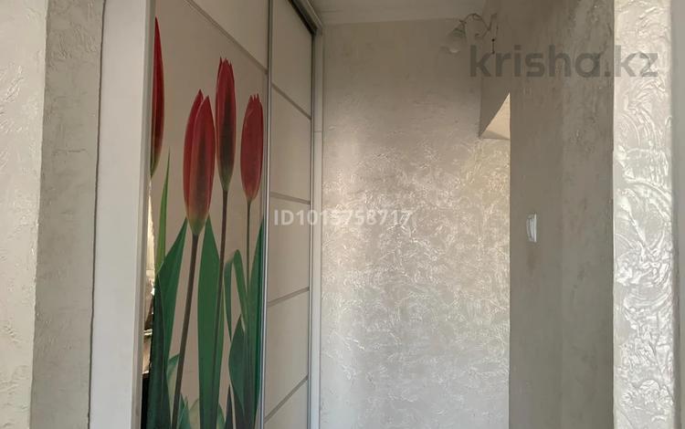 2-комнатная квартира · 60 м² · 4/9 этаж, мкр Аксай-4 6 за 45 млн ₸ в Алматы, Ауэзовский р-н — фото 2