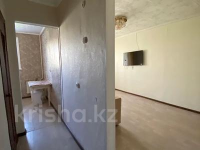 1-комнатная квартира, 30 м², 5/5 этаж помесячно, Каирбаева 74 за 90 000 〒 в Павлодаре