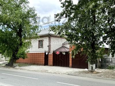 Отдельный дом · 8 комнат · 220 м² · 2 сот., Чайковского 32 — Бизнес колледж за 75 млн ₸ в Семее