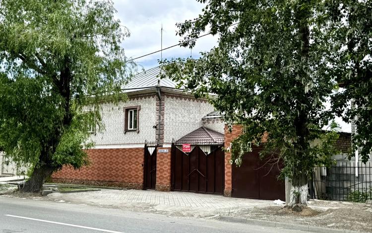 Жеке үй · 8 бөлме · 220 м² · 2 жүзд., Чайковского 32 — Бизнес колледж, бағасы: 75 млн ₸ в Семее — фото 14