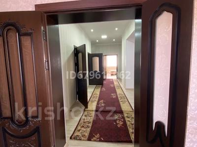 Отдельный дом · 4 комнаты · 250 м² · 12 сот., Кудас Датка 54 за 300 000 〒 в Туркестане