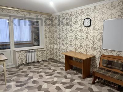 2-комнатная квартира · 51.8 м² · 1/9 этаж, 8-микрорайон 42 за 15.5 млн 〒 в Темиртау