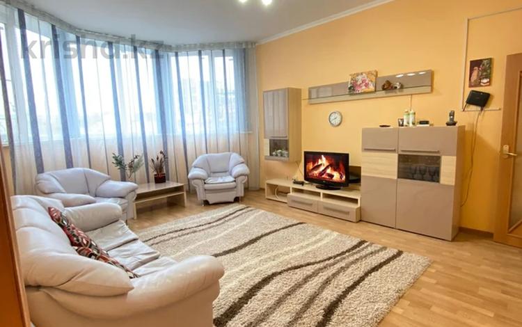 2-бөлмелі пәтер, 68 м², 3/7 қабат ай сайын, ул Крупская 26, бағасы: 280 000 〒 в Атырау — фото 2