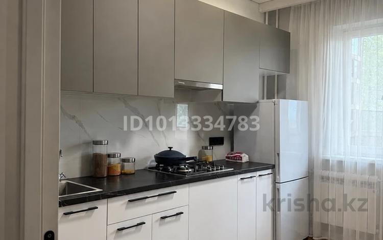 1-бөлмелі пәтер · 45 м² · 3/9 қабат, мкр Жетысу-2 47, бағасы: 260 000 ₸ в Алматы, Ауэзовский р-н — фото 2