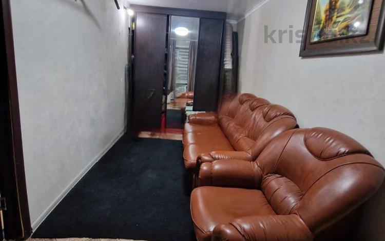 2-бөлмелі пәтер · 44 м² · 1/5 қабат, Локомотивная 59/2, бағасы: 100 000 ₸ в Уральске — фото 2