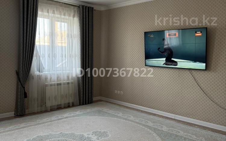 Отдельный дом · 4 комнаты · 167 м² · 10 сот., мкр Атырау, Бурабай 22 за 40 млн 〒 — фото 2