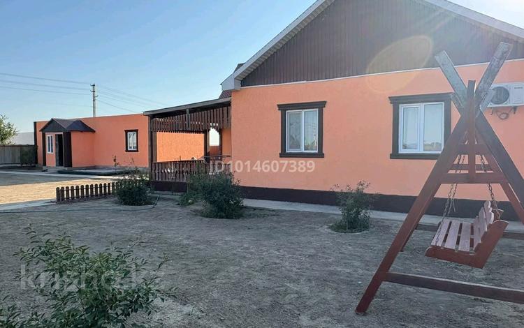 Отдельный дом · 4 комнаты · 120 м² · 8 сот., мкр Кайнар, 29 за 18 млн ₸ в Атырау — фото 2