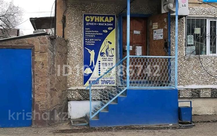 Гараж · 24 м² · Момышулы — Шахматная академия магазин Сунгар сзади магазина Кооператор, бағасы: 80 000 ₸ в Жезказгане — фото 2