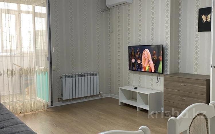 2-комнатная квартира · 60 м² · 9/9 этаж, Тауелсиздик 43 — Бауыржан Момышулы за 270 000 ₸ в Астане, Алматы р-н — фото 2