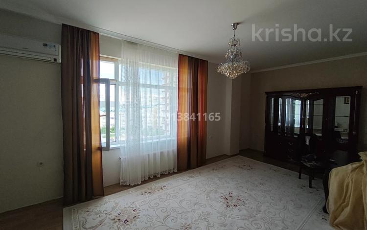 2-бөлмелі пәтер · 86 м² · 9/14 қабат, 10-ш/а. 10, бағасы: 250 000 ₸ в Актау, 10-й мкр — фото 2
