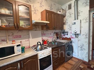 3-бөлмелі пәтер · 67 м² · 4/5 қабат, Водник 1, бағасы: 27 млн ₸ в Боралдае (Бурундай), мкр Водник-1