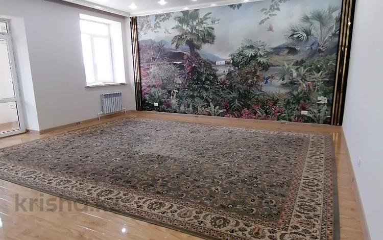 4-комнатная квартира · 148.5 м² · 3/4 этаж, Саяжай за 46 млн ₸ в Актобе, жилой массив Заречный-2 — фото 10