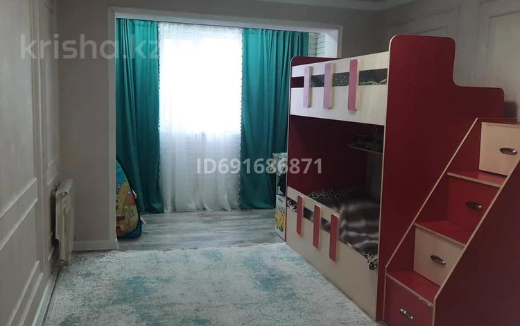 2-бөлмелі пәтер · 56.5 м² · 5/5 қабат, 11-й микрорайон, 11-й микрорайон — 36 школа, бағасы: 23 млн ₸ в Шымкенте, Енбекшинский р-н — фото 2