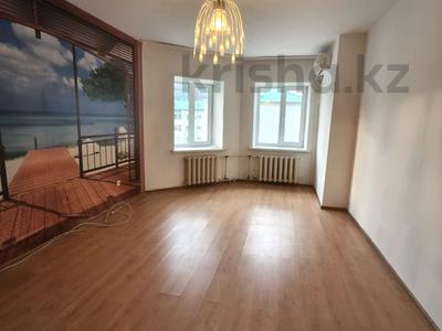 1-комнатная квартира · 44 м² · 5/5 этаж, 5 мкр 6 за 16.5 млн ₸ в Уральске