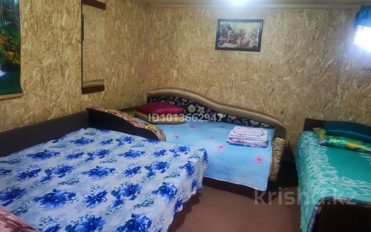 Жеке үй · 1 бөлме · 12 м², Кенесары 59/1 — Кольцевая развязка, бағасы: 30 000 ₸ в Бурабае — фото 2