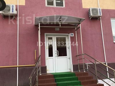 2-бөлмелі пәтер · 60 м² · 1/4 қабат, ул. Академика Бинеша Жарбосынова 84/2, бағасы: 190 000 ₸ в Атырау, мкр Авангард-2