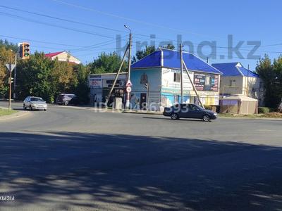 Свободное назначение, офисы, магазины и бутики, медцентры и аптеки, образование, развлечения, кабинеты и рабочие места, студии · 17 м² за 80 000 ₸ в Уральске