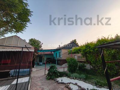 Отдельный дом · 4 комнаты · 50 м² · 7.5 сот., 11-й микрорайон, 11-й микрорайон 7 — Айна базар в 500 метрах за 50 млн 〒 в Шымкенте, Енбекшинский р-н