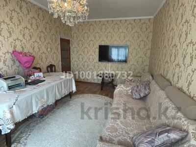 4-комнатная квартира · 100 м² · 4/9 этаж, мкр Аксай-1 7 за 65 млн 〒 в Алматы, Ауэзовский р-н