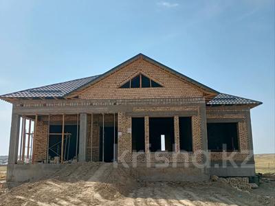 Отдельный дом · 6 комнат · 245 м² · 8 сот., Достык за 25.5 млн 〒 в Шымкенте, Каратауский р-н